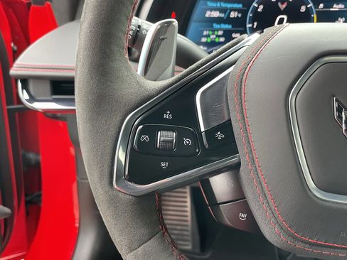 Used 2024 Chevrolet Corvette Stingray Premium Cpe w/ Z51 Performance Package image 13