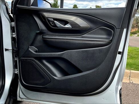 Used 2020 GMC Terrain SLT image 19