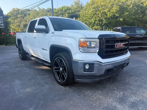 Used 2015 GMC Sierra 1500 SLE w/ Carbon-22 Edition AWD/4WD image 3