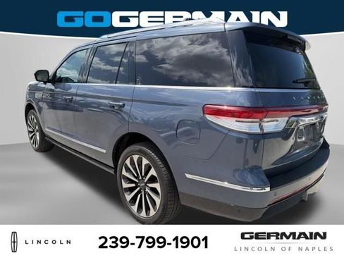 Used 2022 Lincoln Navigator Reserve AWD/4WD image 5