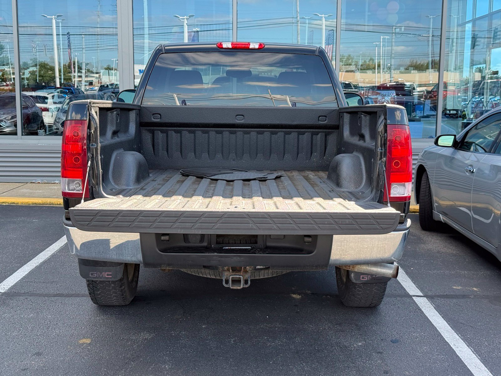 Used 2012 GMC Sierra 1500 SLE w/ SLE Preferred Package AWD/4WD image 26