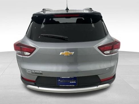Used 2025 Chevrolet TrailBlazer LT image 4