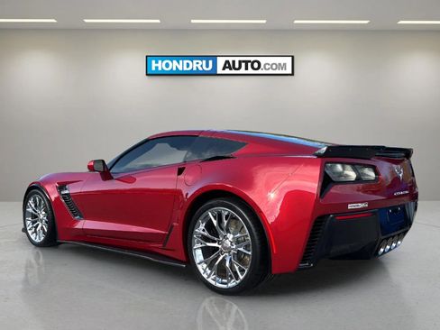 Used 2015 Chevrolet Corvette Z06 w/ 3LZ Preferred Equipment Group image 6