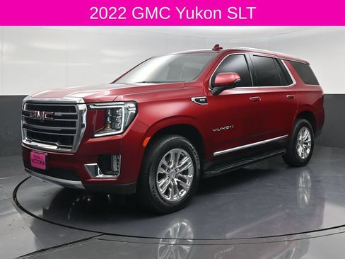 Used 2022 GMC Yukon SLT w/ SLT Luxury Package RWD image 2