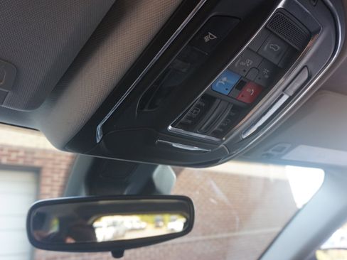 Used 2023 Jeep Grand Cherokee Laredo w/ Luxury Tech Group I image 31