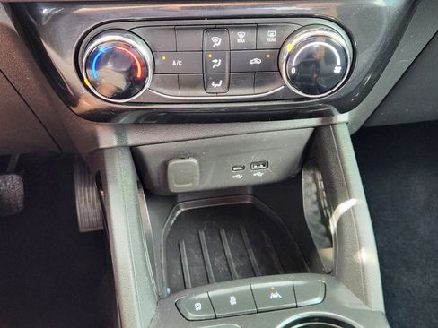 Used 2025 Chevrolet TrailBlazer LT FWD image 20