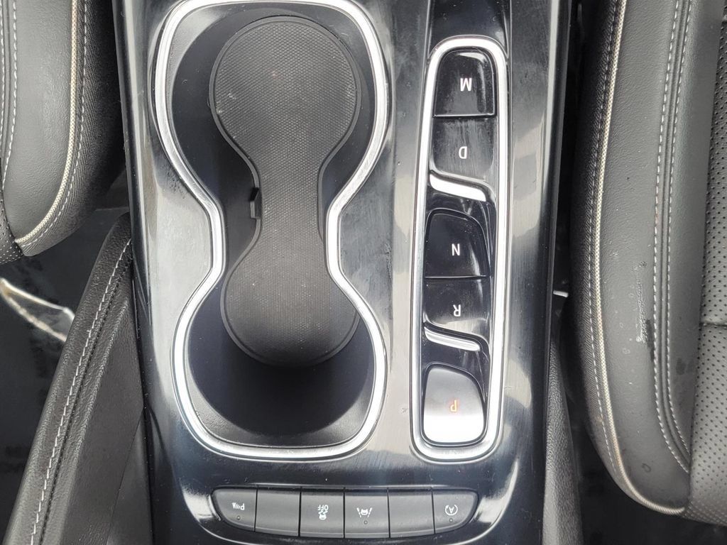 Used 2023 Buick Envision Essence FWD image 30