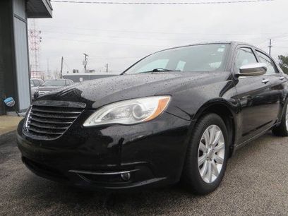 Used 2013 Chrysler 200 Limited w/ Sun/Sound Group