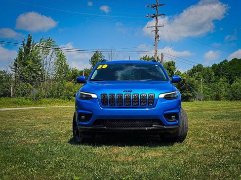 Used 2020 Jeep Cherokee Latitude Plus AWD/4WD image 8