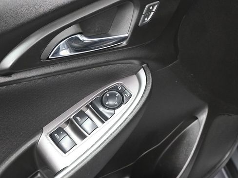 Used 2024 Chevrolet Malibu LT image 11