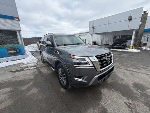 Used 2022 Nissan Armada SL image 7