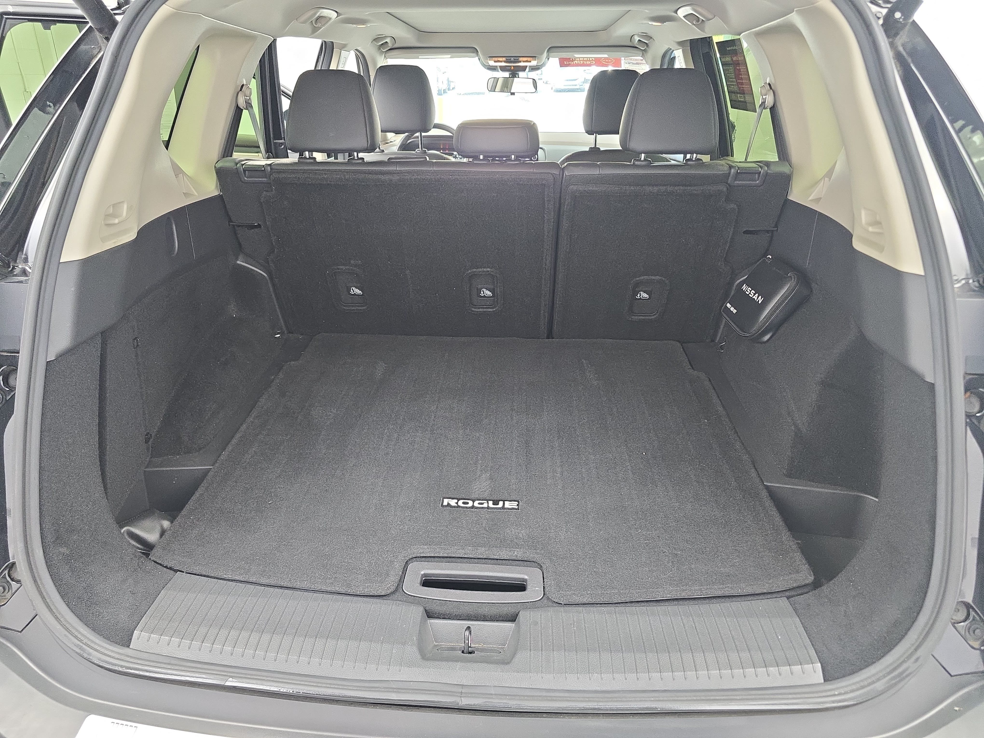 Certified 2023 Nissan Rogue SV w/ SV Premium B Package AWD/4WD image 12