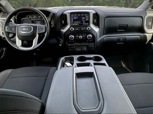 Used 2022 GMC Sierra 2500 SLE w/ SLE Convenience Package AWD/4WD image 8
