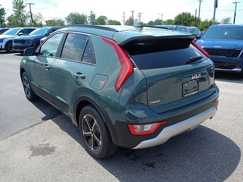 New 2025 Kia Niro EX image 5
