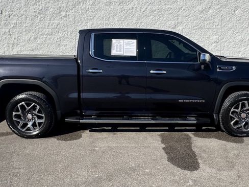 Used 2025 GMC Sierra 1500 SLT w/ SLT Premium Plus Package image 2