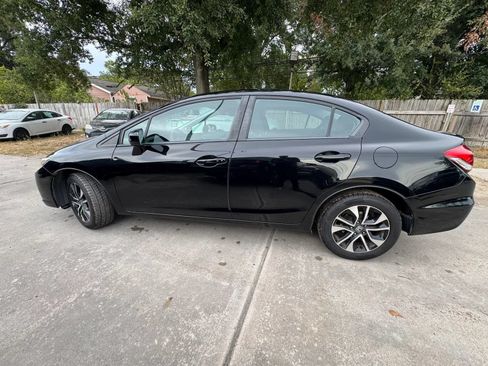 Used 2015 Honda Civic EX image 9