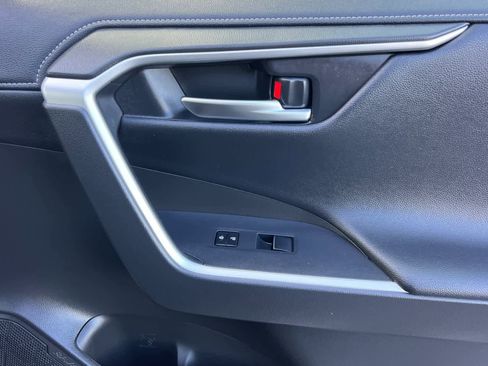 Certified 2021 Toyota RAV4 Limited image 19