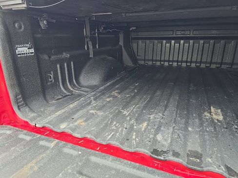 Used 2018 Chevrolet Colorado Z71 image 20