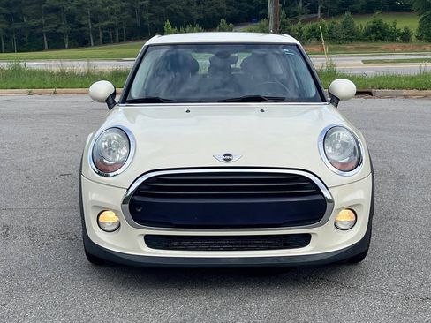 Used 2016 MINI Cooper 4-Door Hardtop FWD image 6