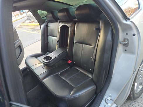 Used 2008 Chevrolet Impala SS w/ Convenience Package image 13