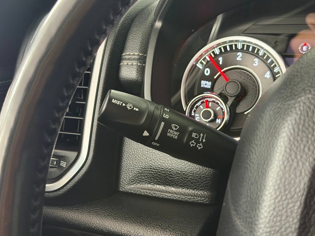 Used 2021 RAM 1500 Laramie w/ Sport Appearance Package AWD/4WD image 14