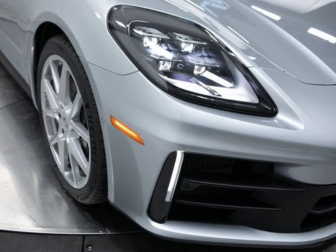 New 2026 Porsche Panamera 4 image 12