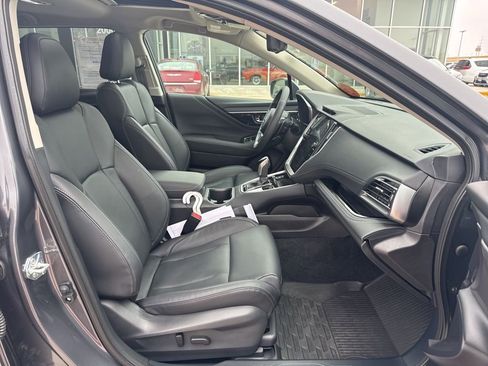Used 2025 Subaru Outback Touring image 27