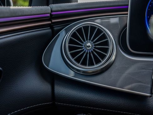 Used 2023 Mercedes-Benz EQS 450+ SUV image 8