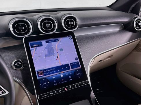 Certified 2025 Mercedes-Benz GLC 350e 4MATIC image 21