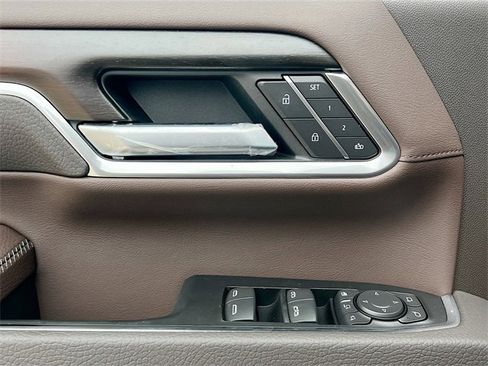 New 2026 GMC Sierra 2500 Denali w/ Denali Reserve Package image 13