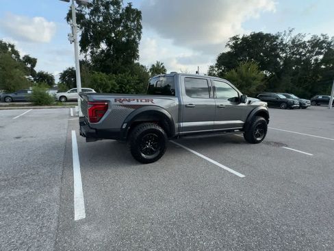 Used 2025 Ford F150 Raptor AWD/4WD image 8