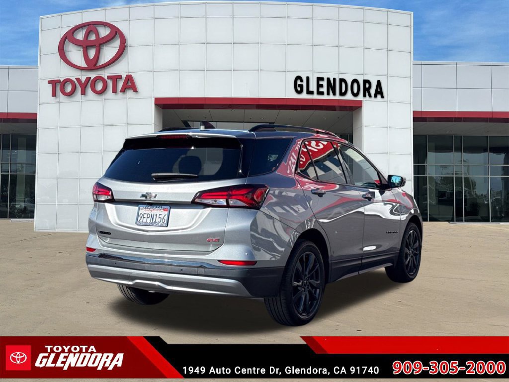 Used 2023 Chevrolet Equinox RS FWD image 11