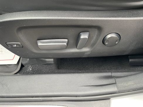 Used 2017 Toyota Highlander Limited w/ Protection Package #3 image 14