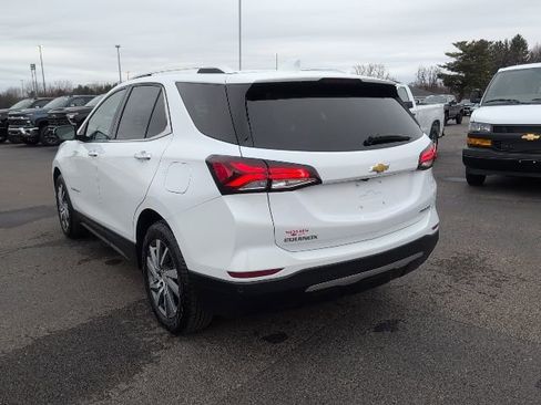 Used 2024 Chevrolet Equinox Premier image 6