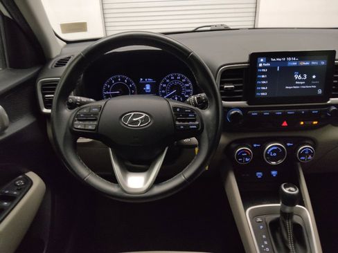 Used 2020 Hyundai Venue SEL w/ Convenience Package FWD image 22