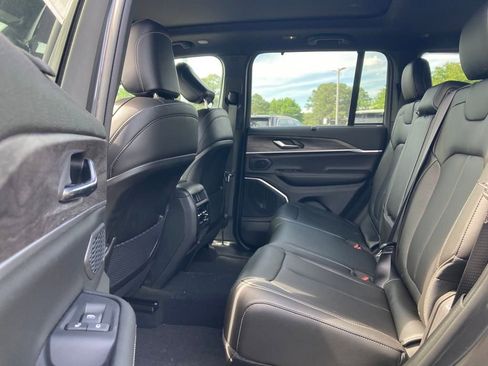 New 2024 Jeep Grand Cherokee Limited 4xe w/ Luxury Tech Group II image 25