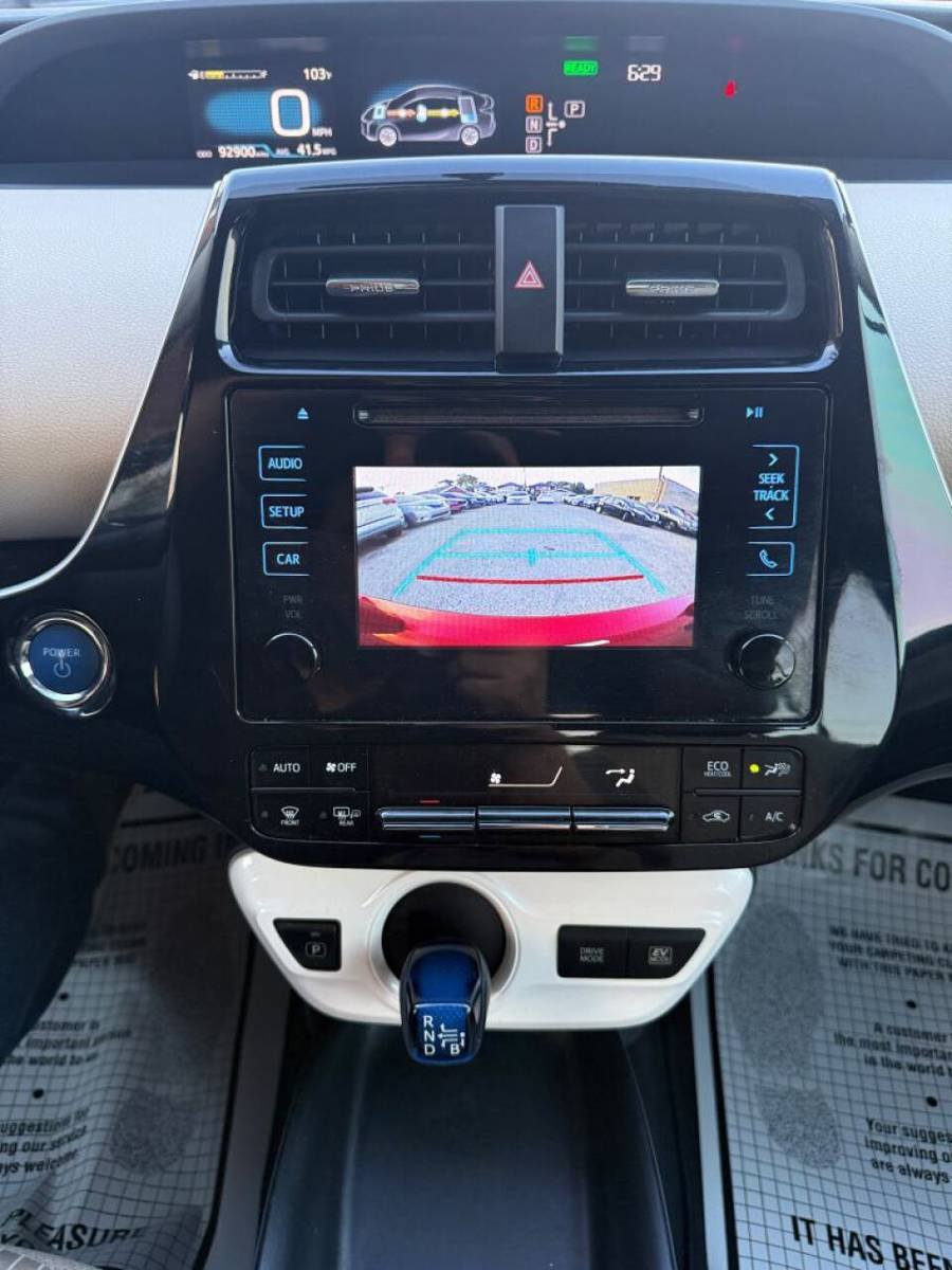 Used 2016 Toyota Prius Two FWD image 18