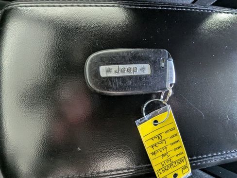Used 2019 Jeep Grand Cherokee Limited RWD image 29