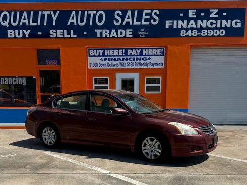 Used 2010 Nissan Altima 2.5 S image 1