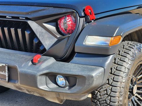 Used 2021 Jeep Wrangler Unlimited Sport AWD/4WD image 10