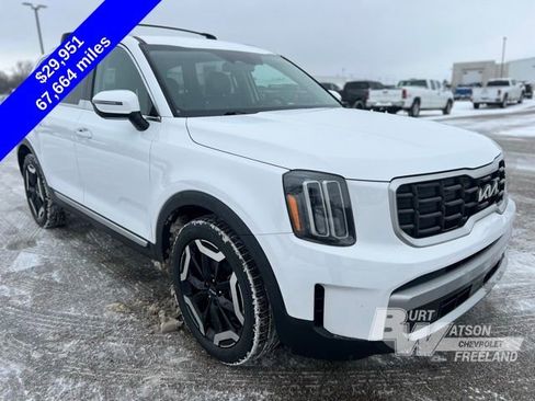 Used 2023 Kia Telluride S image 8
