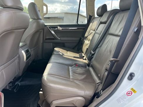 Used 2015 Lexus GX 460 w/ Premium Package AWD/4WD image 15