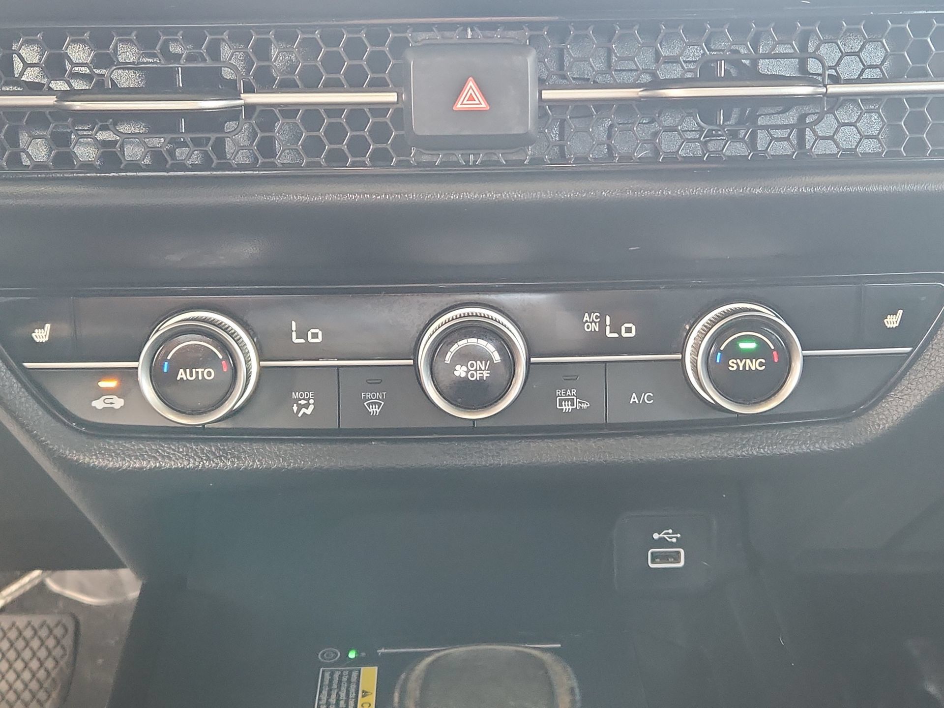 Used 2024 Honda HR-V EX-L image 17