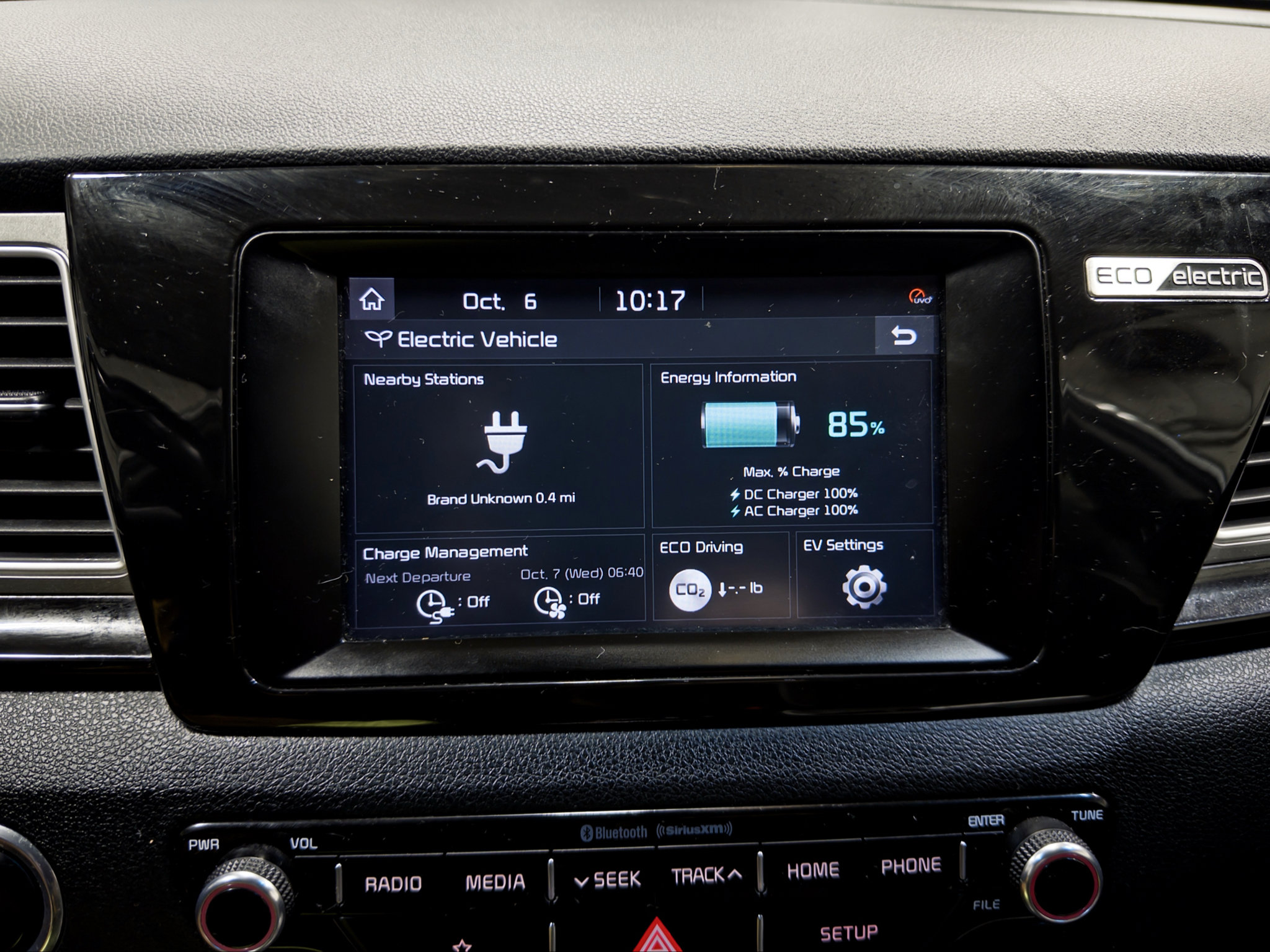 Used 2019 Kia Niro EX w/ Cold Weather Package 2.0 FWD image 10