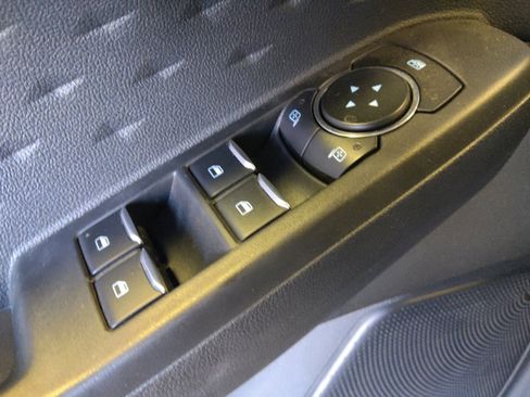Used 2020 Ford Escape SE FWD image 27