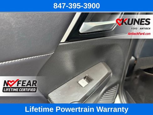 Used 2024 Mitsubishi Outlander SE image 24