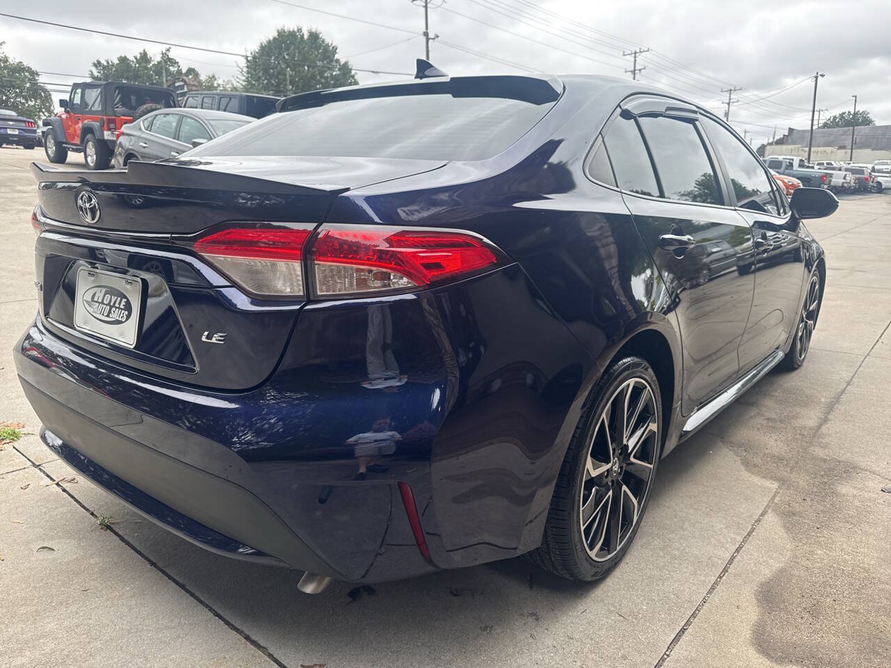 Used 2020 Toyota Corolla LE FWD image 5
