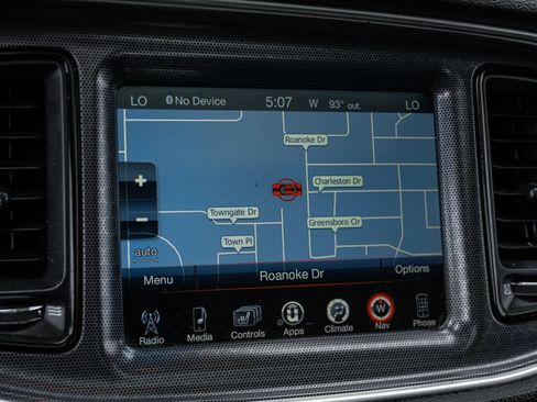 Used 2015 Dodge Challenger SRT w/ Technology Group RWD image 28