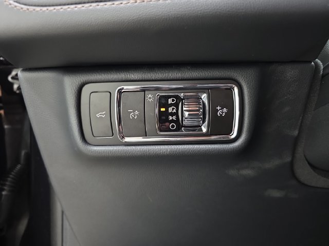 New 2027 Lincoln Aviator Reserve AWD/4WD image 22