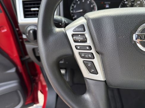 Used 2021 Nissan Titan SV w/ Accessory Utility Package image 10